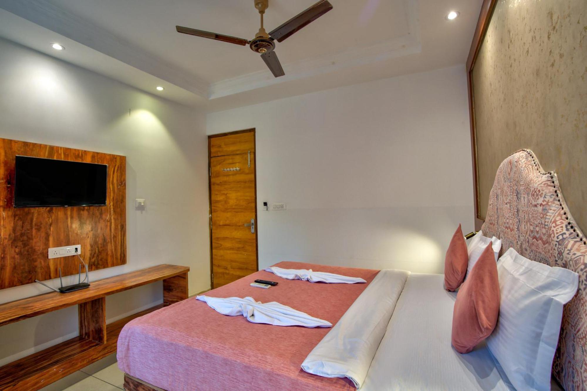 Hotel Sea Sapphire ,Calangute Kültér fotó
