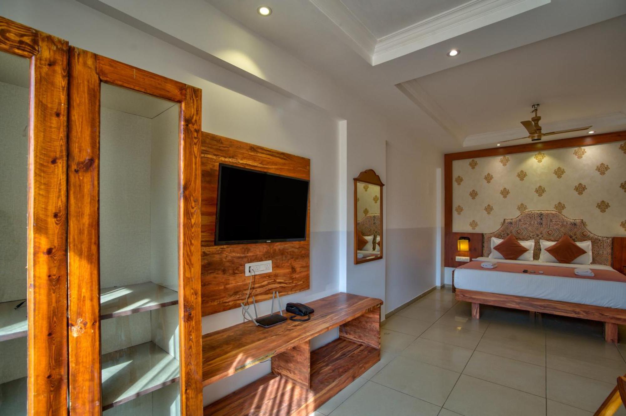 Hotel Sea Sapphire ,Calangute Kültér fotó